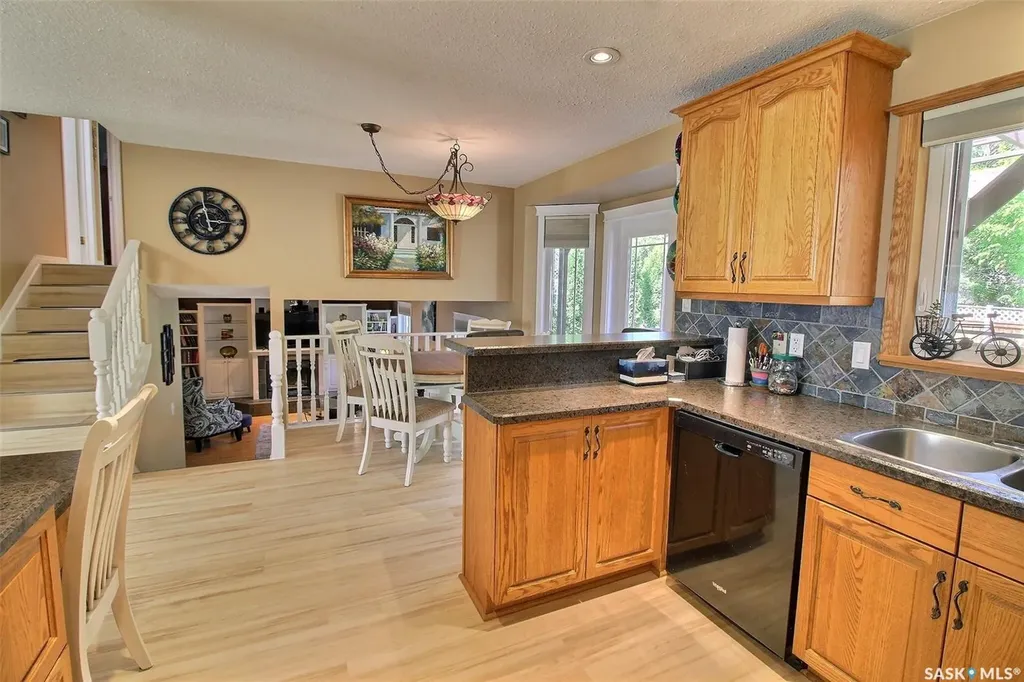 10 Pereverzoff Place Prince Albert SK S6X 1A5