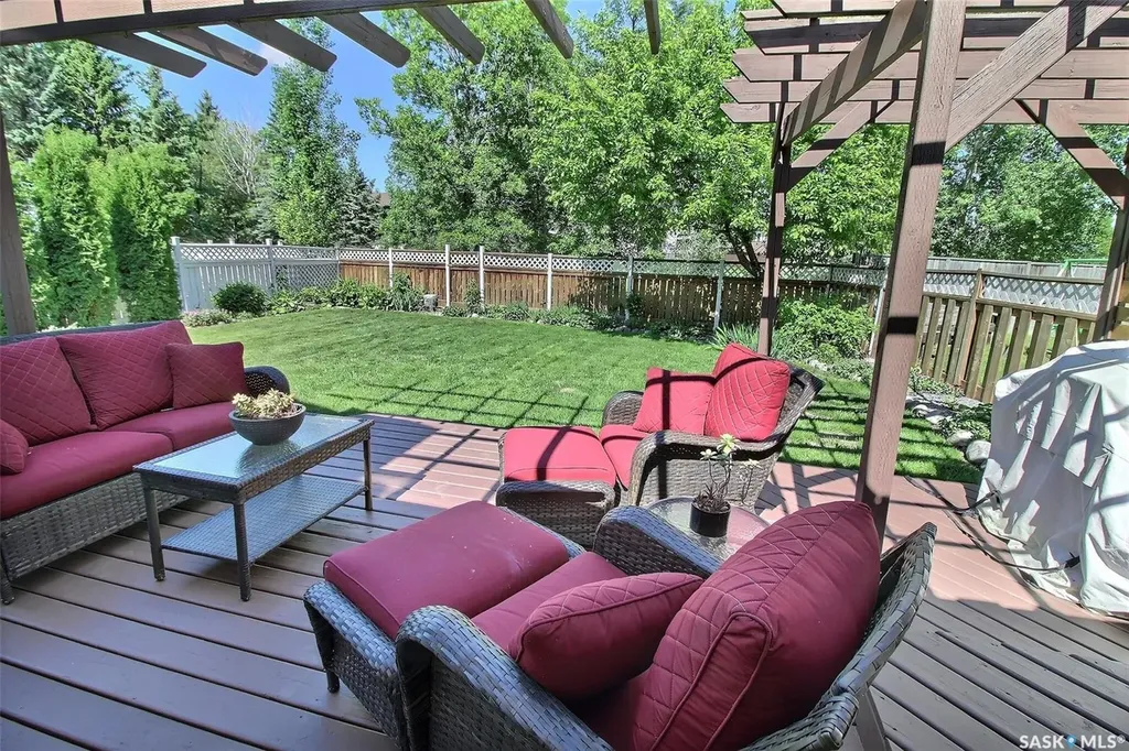 10 Pereverzoff Place Prince Albert SK S6X 1A5