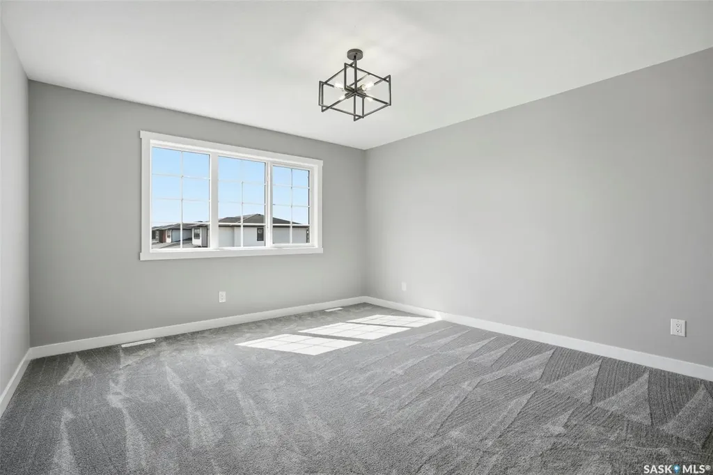 811 Brighton Boulevard Saskatoon SK S7V 0Y4