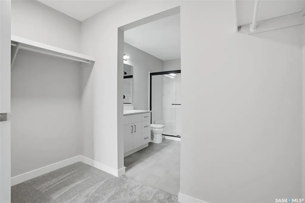 811 Brighton Boulevard Saskatoon SK S7V 0Y4