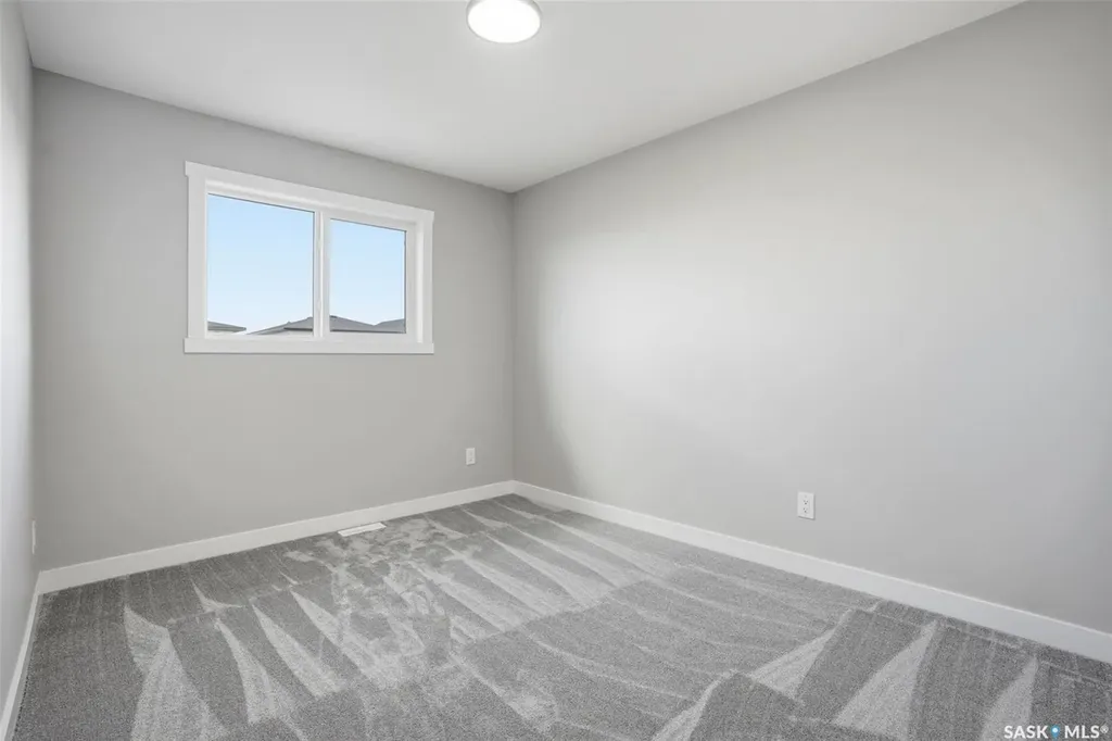 811 Brighton Boulevard Saskatoon SK S7V 0Y4