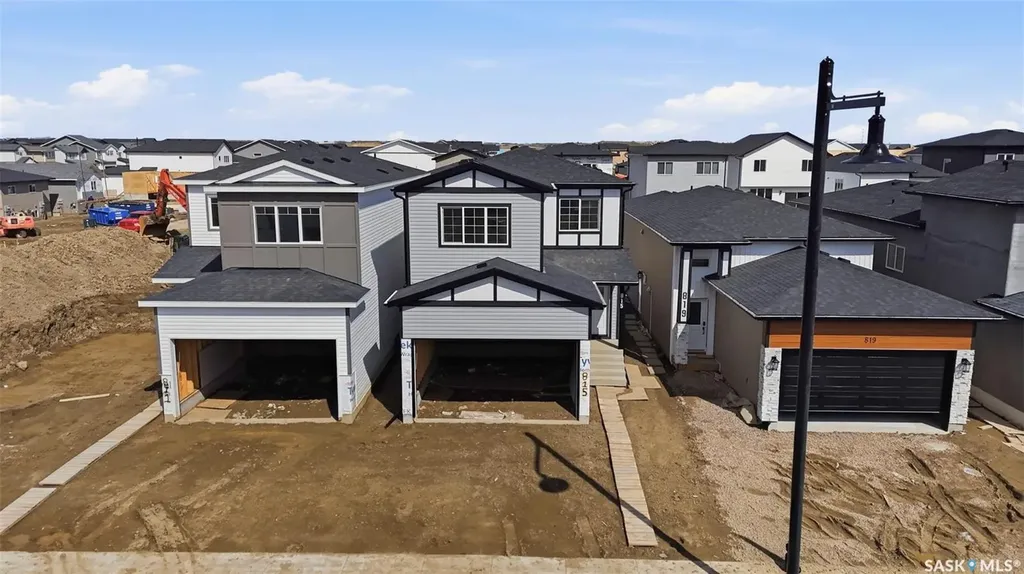 811 Brighton Boulevard Saskatoon SK S7V 0Y4