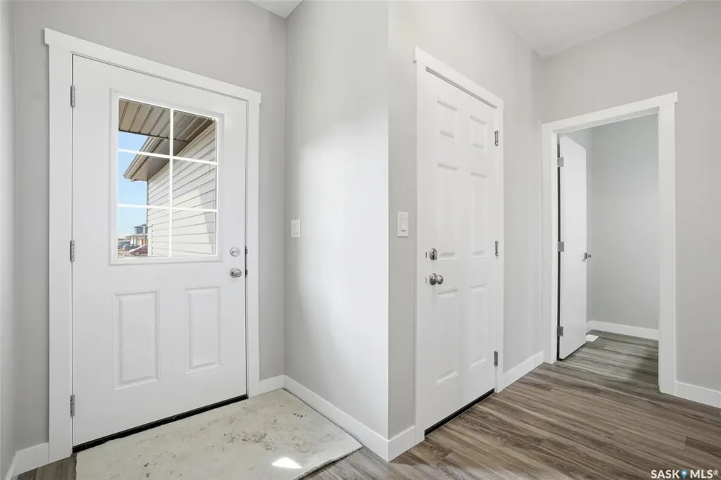 811 Brighton Boulevard Saskatoon SK S7V 0Y4
