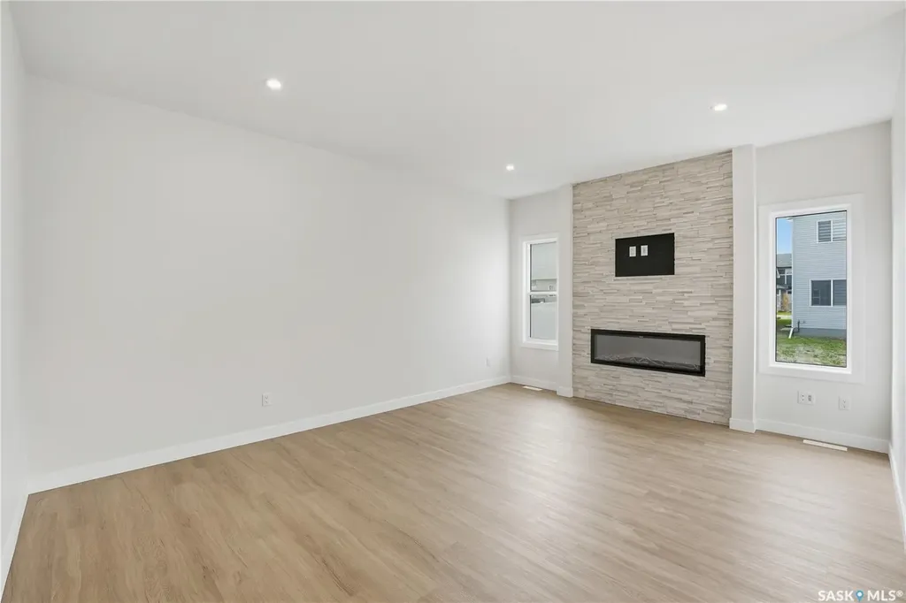692 Nazarali Lane Saskatoon SK S7V 1X5