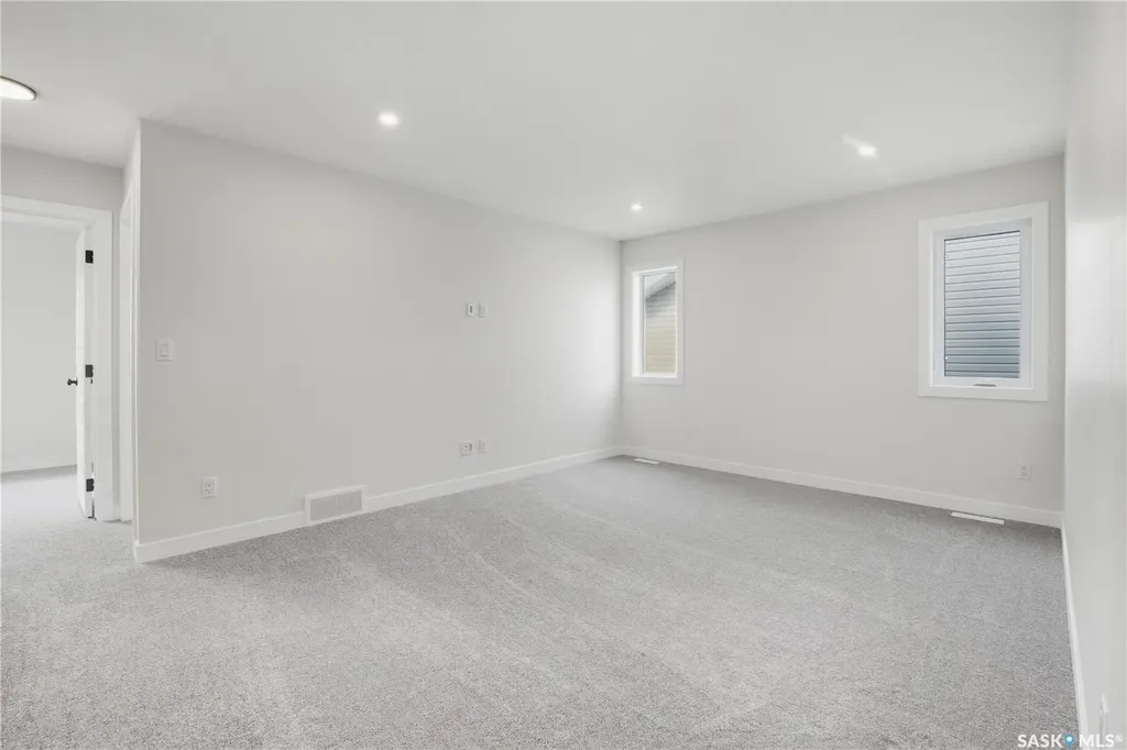 692 Nazarali Lane Saskatoon SK S7V 1X5