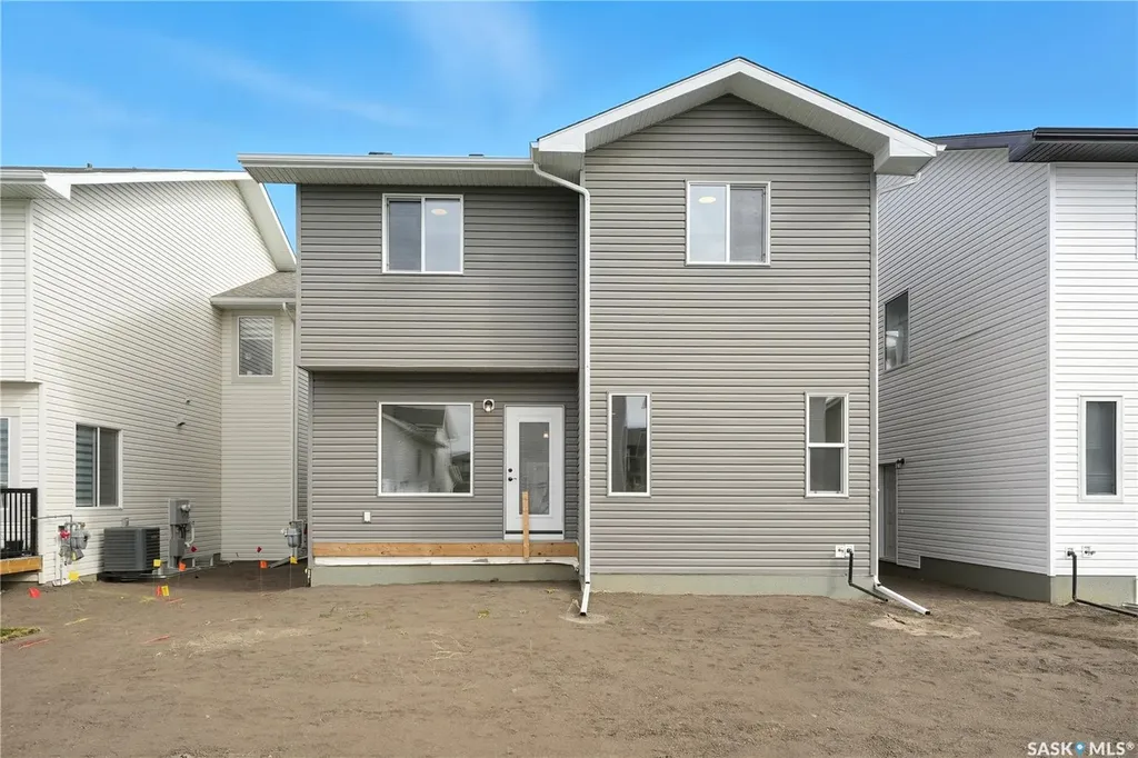 692 Nazarali Lane Saskatoon SK S7V 1X5
