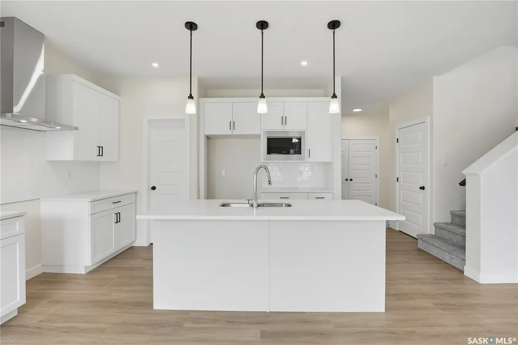 692 Nazarali Lane Saskatoon SK S7V 1X5