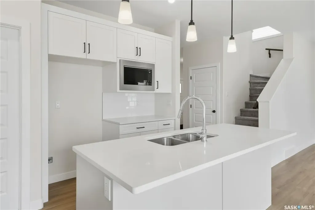 692 Nazarali Lane Saskatoon SK S7V 1X5