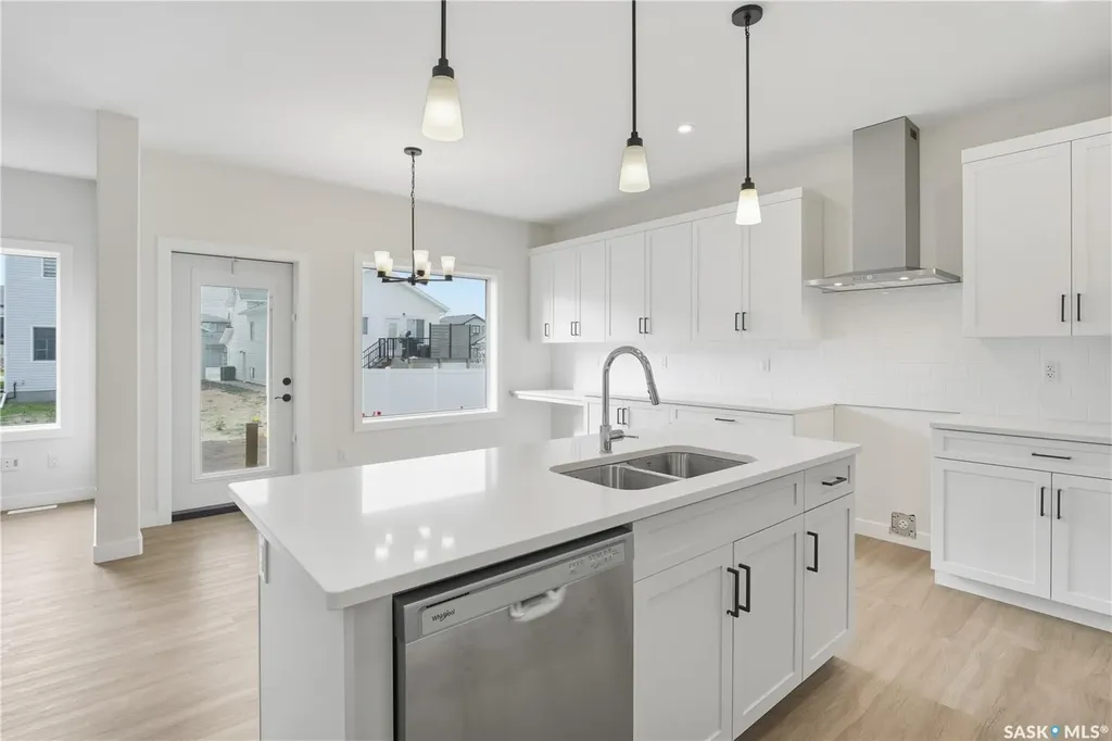 692 Nazarali Lane Saskatoon SK S7V 1X5