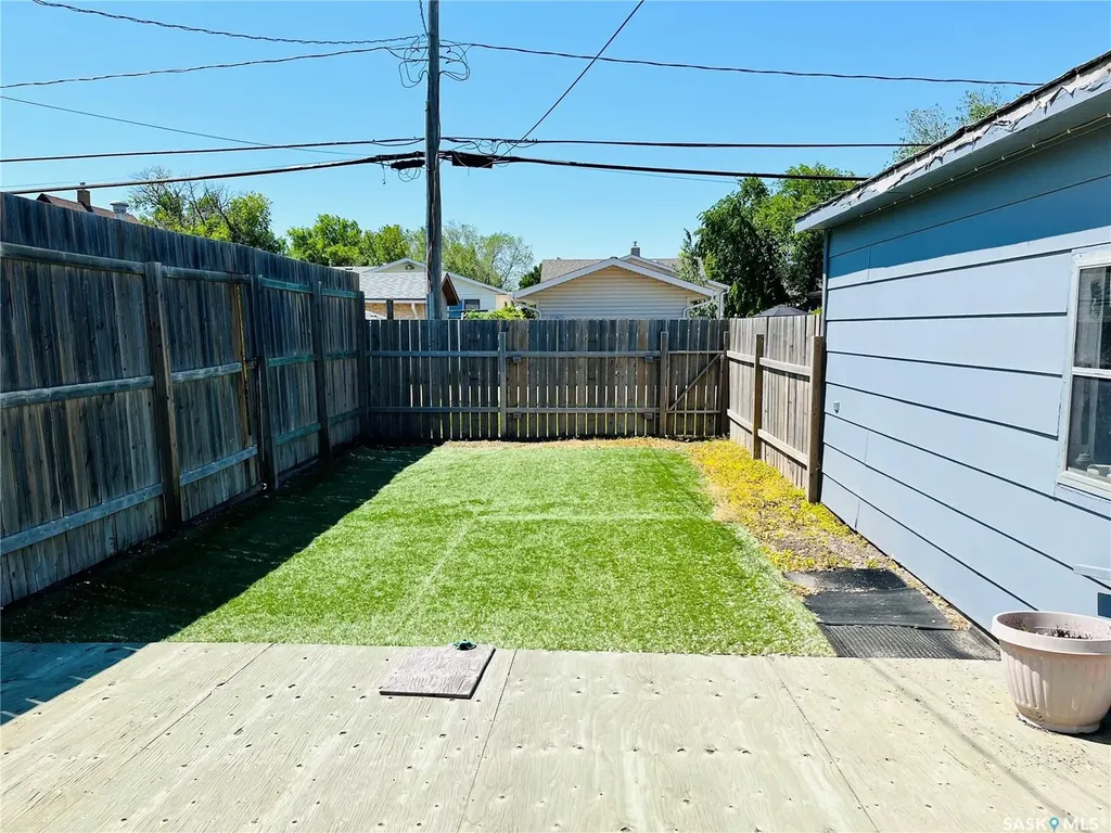 630 4th Street Estevan SK S4A 0V5