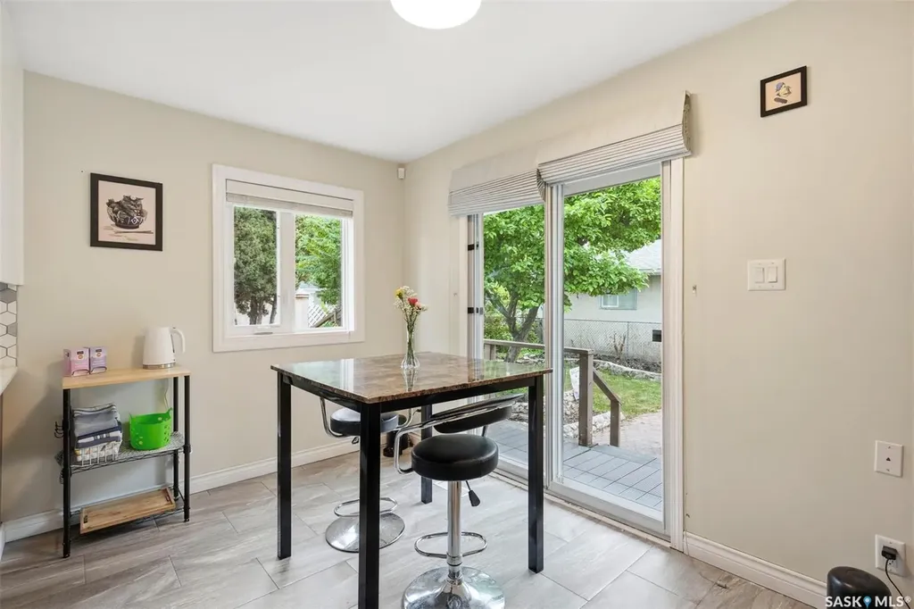445 Witney Avenue S Saskatoon SK S7M 3K6