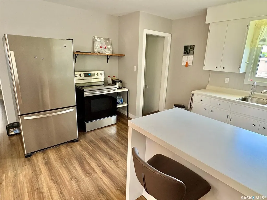 335 Central Avenue S Swift Current SK S9H 3G4