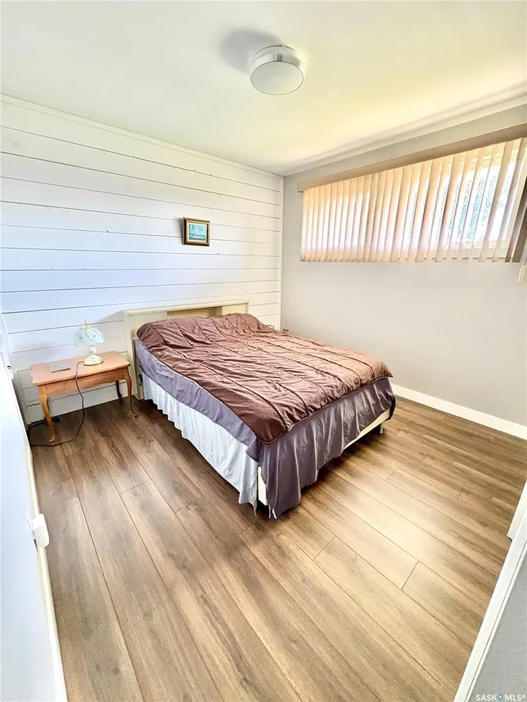 335 Central Avenue S Swift Current SK S9H 3G4