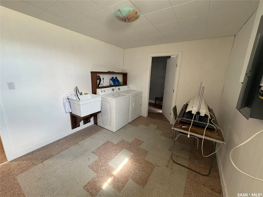 335 Central Avenue S Swift Current SK S9H 3G4