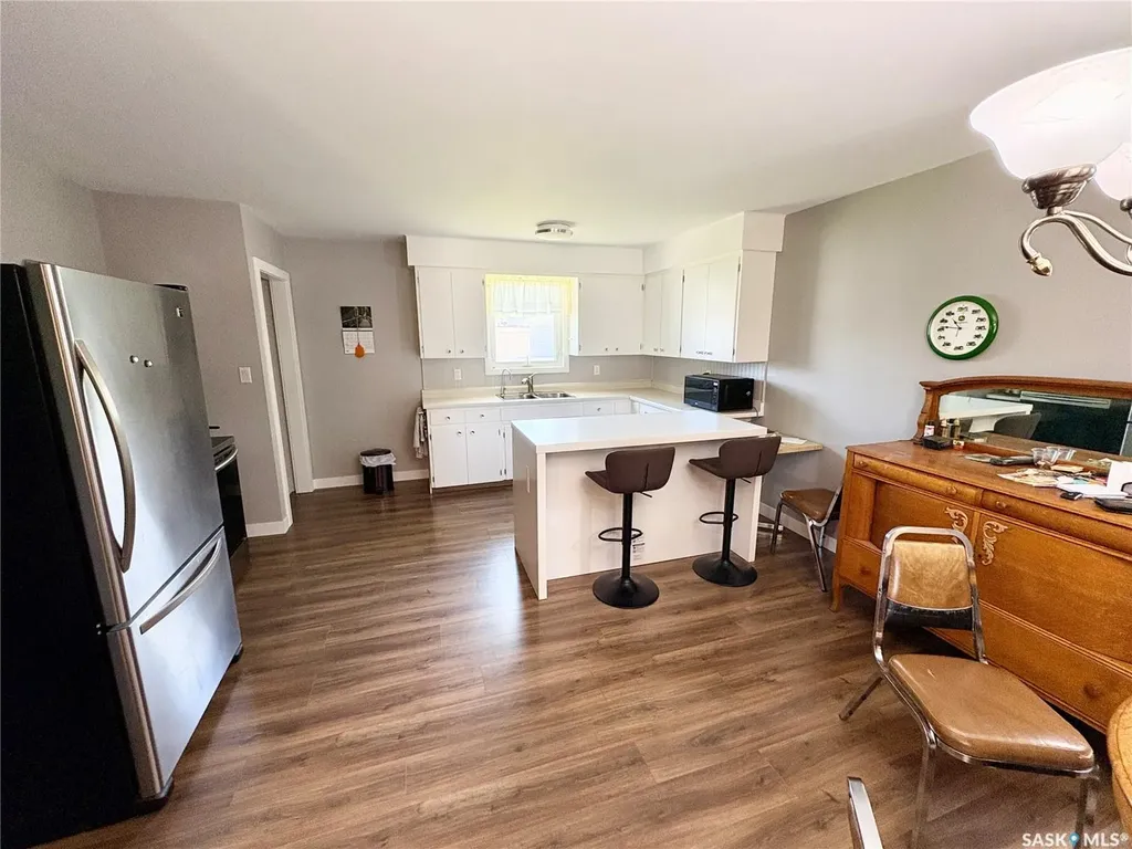 335 Central Avenue S Swift Current SK S9H 3G4