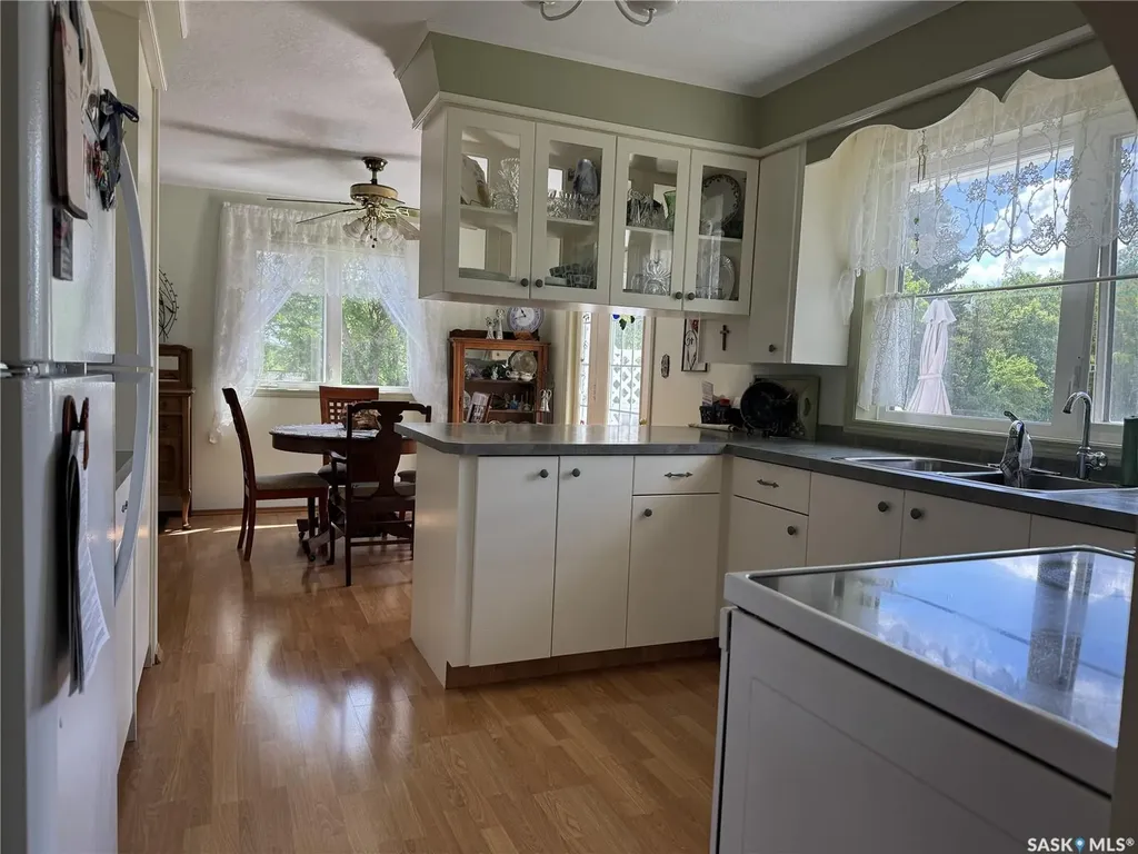 107 Downey Street Strasbourg SK S0G 4V0