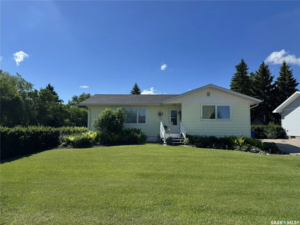 107 Downey Street Strasbourg SK S0G 4V0