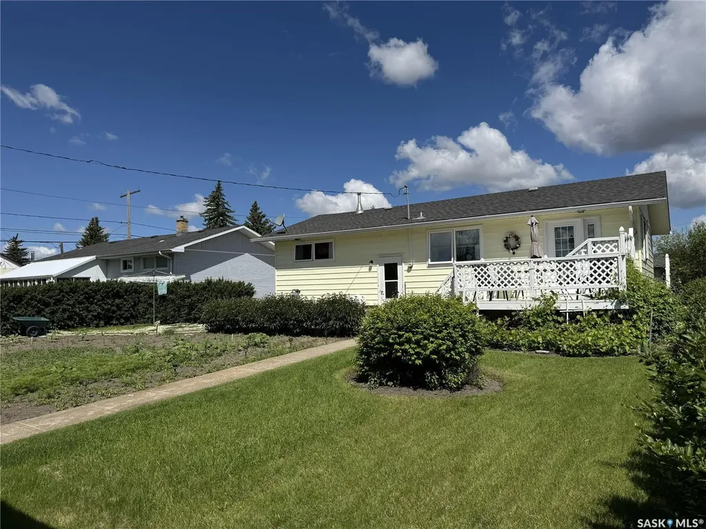 107 Downey Street Strasbourg SK S0G 4V0