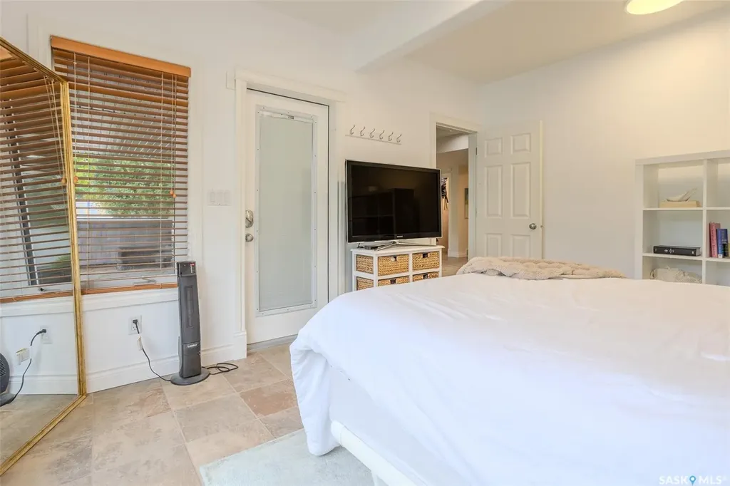 214 Bayfield Place Saskatoon SK S7V 1E3