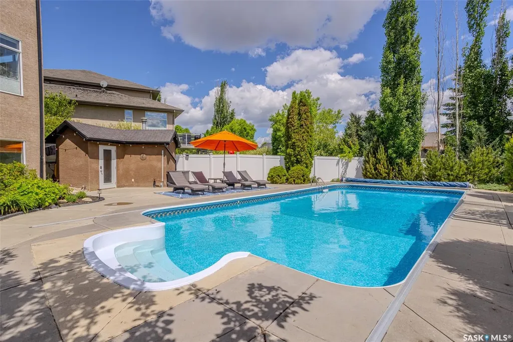214 Bayfield Place Saskatoon SK S7V 1E3