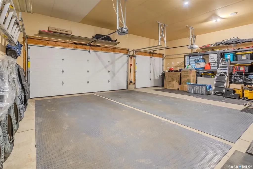 214 Bayfield Place Saskatoon SK S7V 1E3