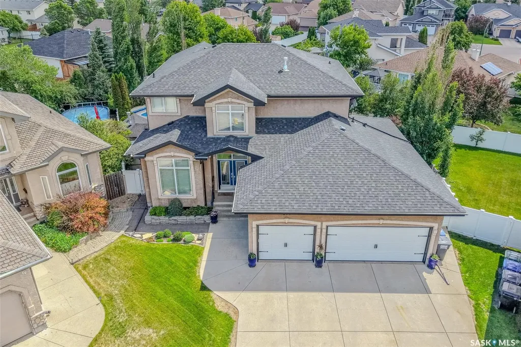 214 Bayfield Place Saskatoon SK S7V 1E3