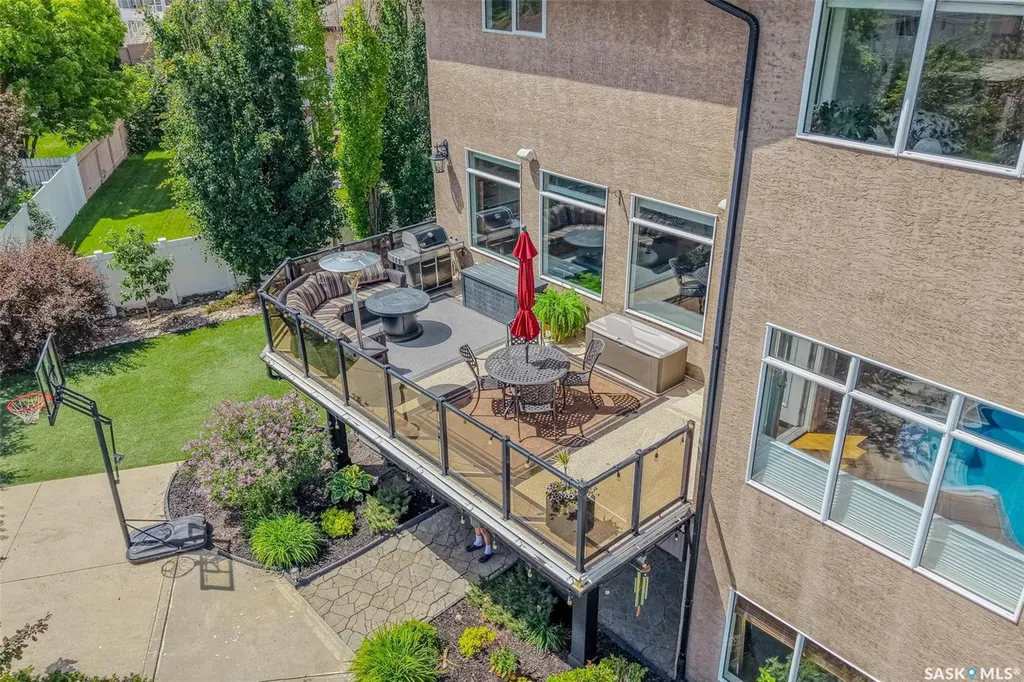 214 Bayfield Place Saskatoon SK S7V 1E3