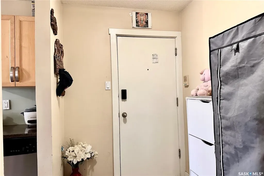 208 Lindsay Place Saskatoon SK S7H 3E6