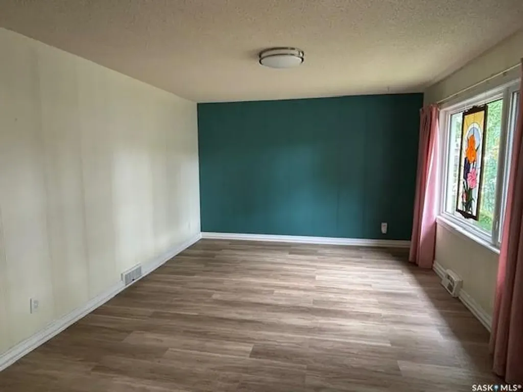 234 3rd Avenue W Canora SK S0A 0L0