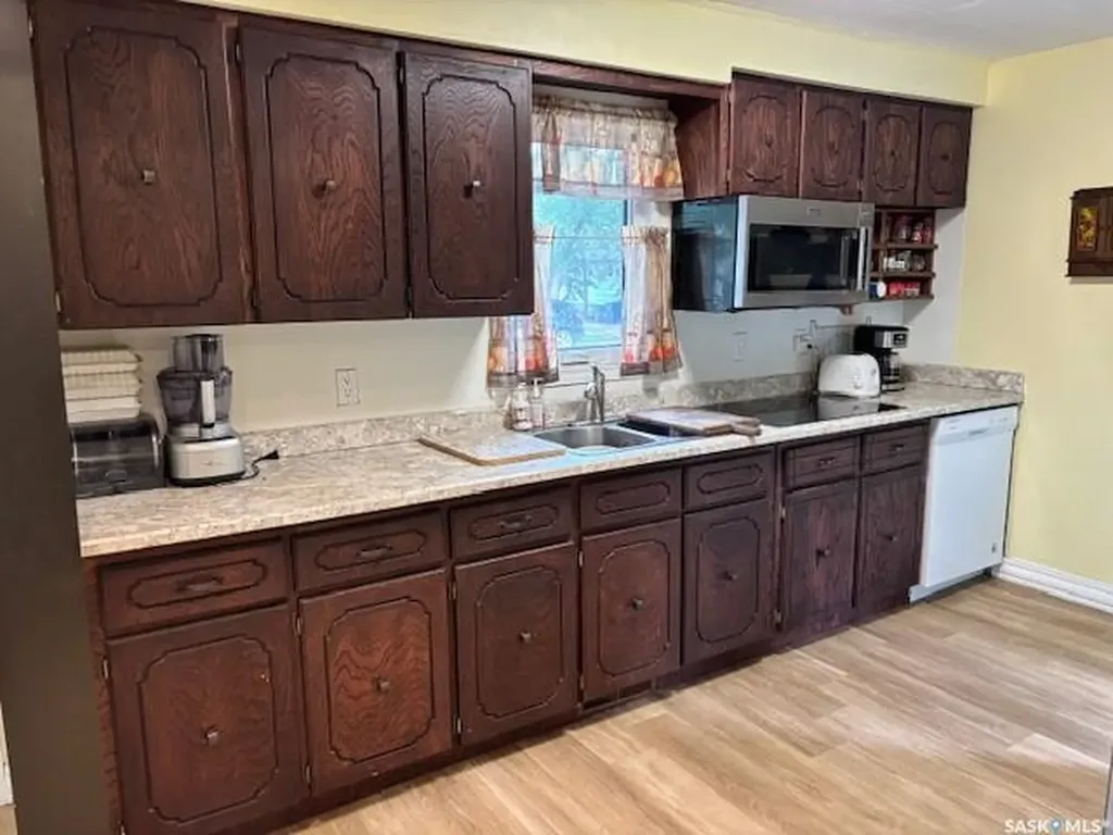 234 3rd Avenue W Canora SK S0A 0L0