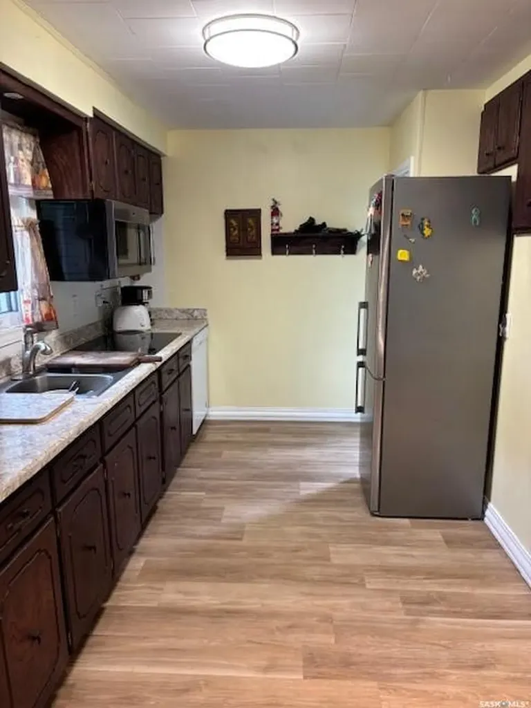 234 3rd Avenue W Canora SK S0A 0L0