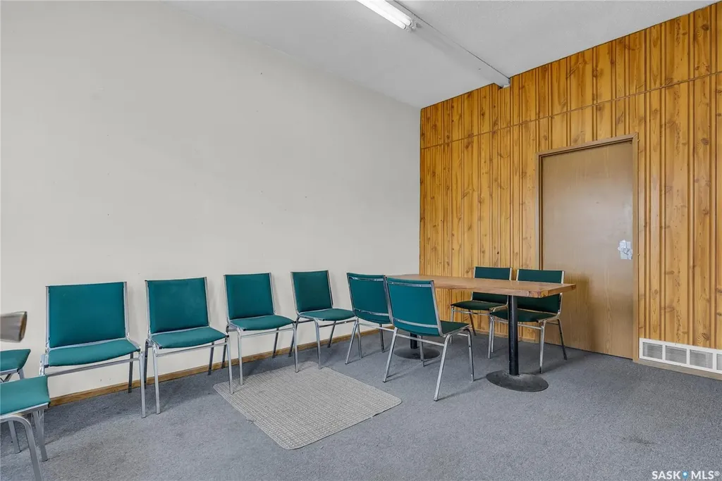 702 3rd Street Kenaston SK S0G 2N0