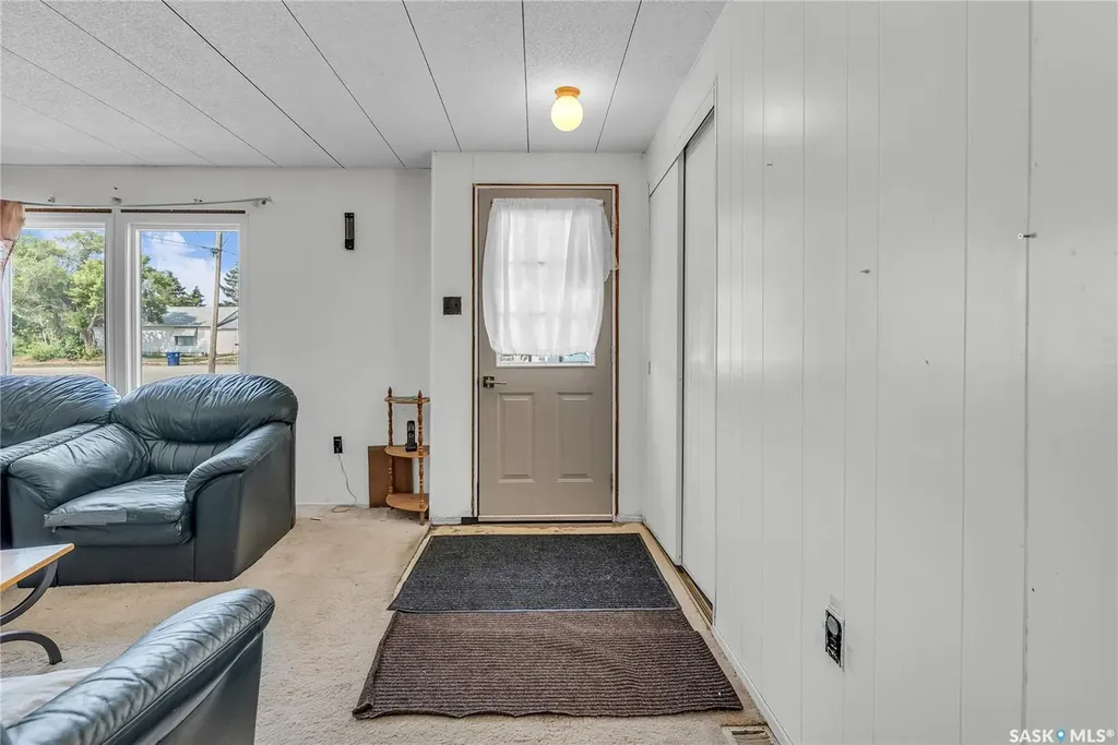 702 3rd Street Kenaston SK S0G 2N0