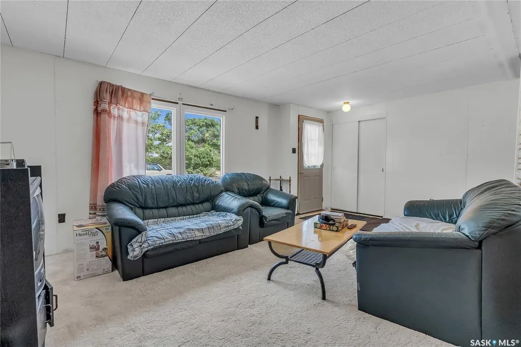 702 3rd Street Kenaston SK S0G 2N0