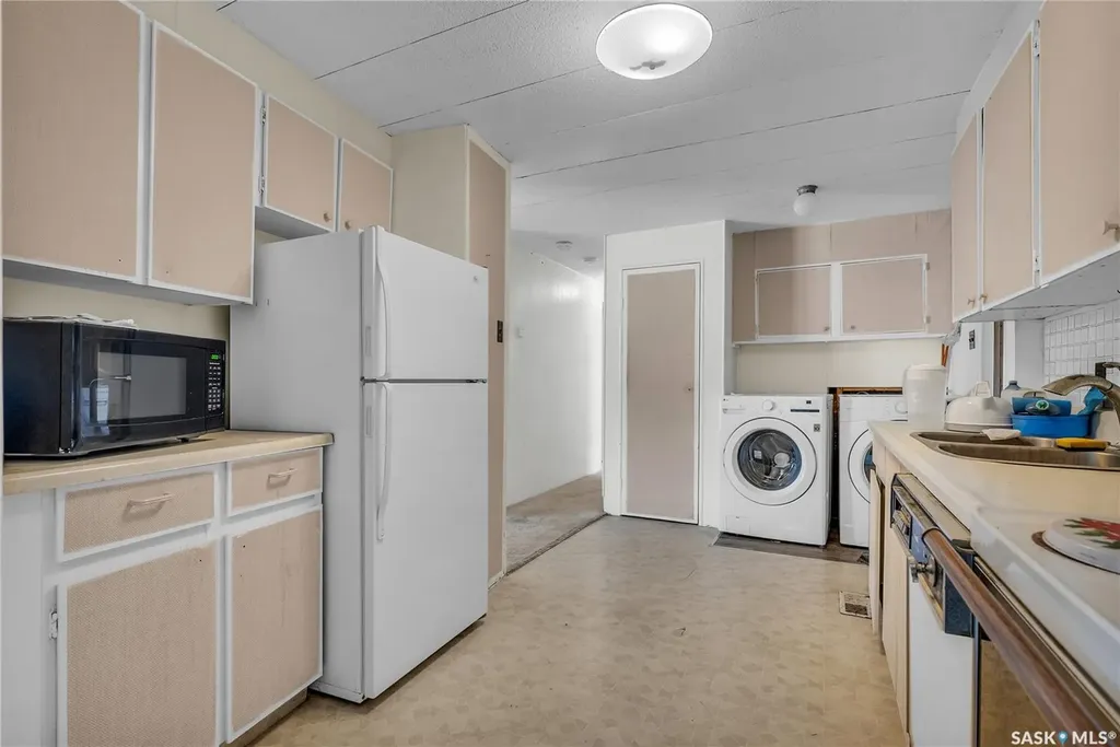 702 3rd Street Kenaston SK S0G 2N0