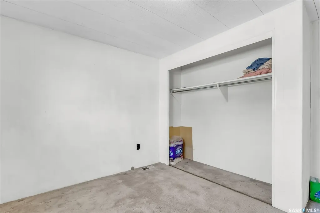 702 3rd Street Kenaston SK S0G 2N0