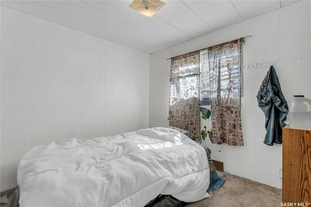 702 3rd Street Kenaston SK S0G 2N0
