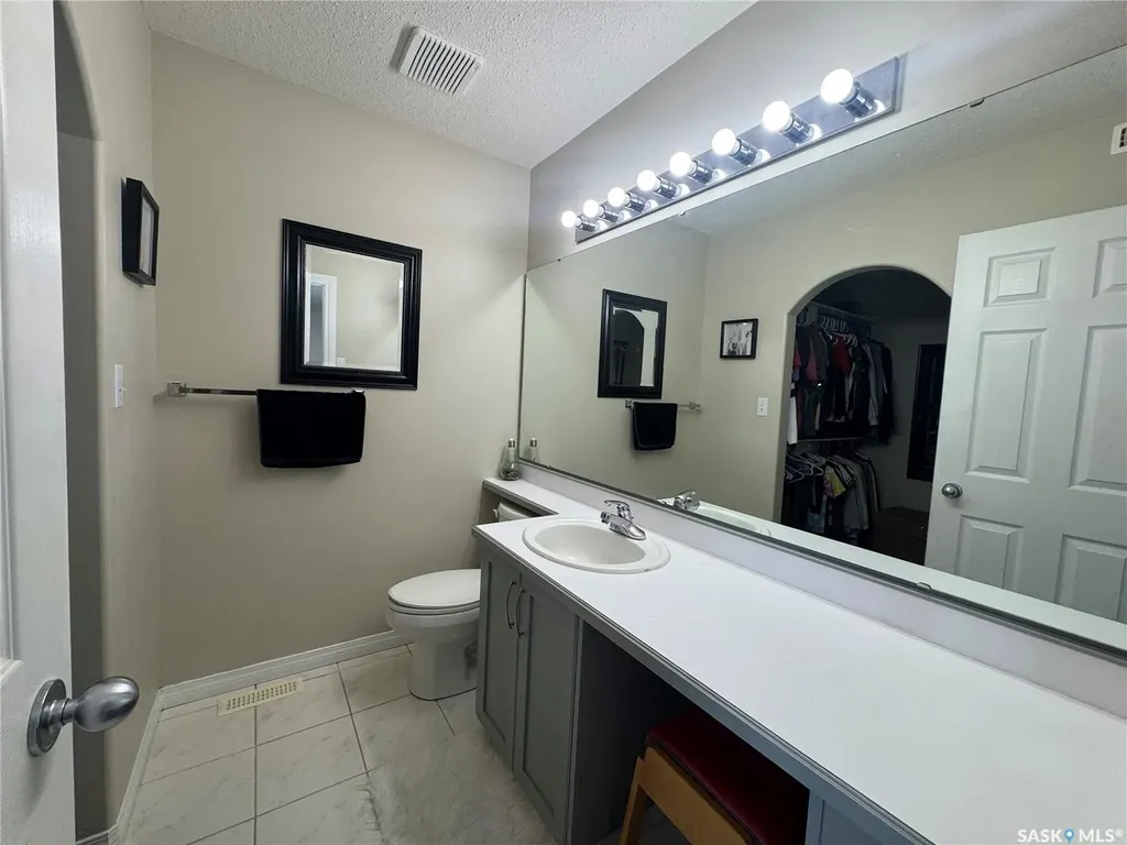 509 Meadow Road Pilot Butte SK S0G 3Z0