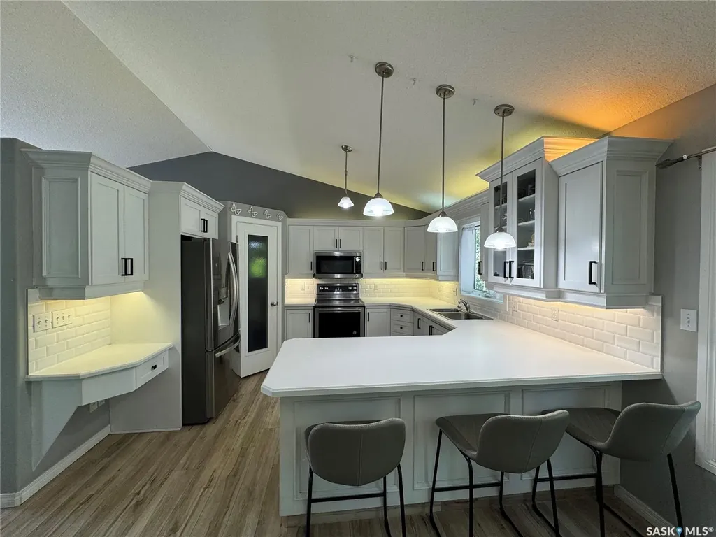 509 Meadow Road Pilot Butte SK S0G 3Z0