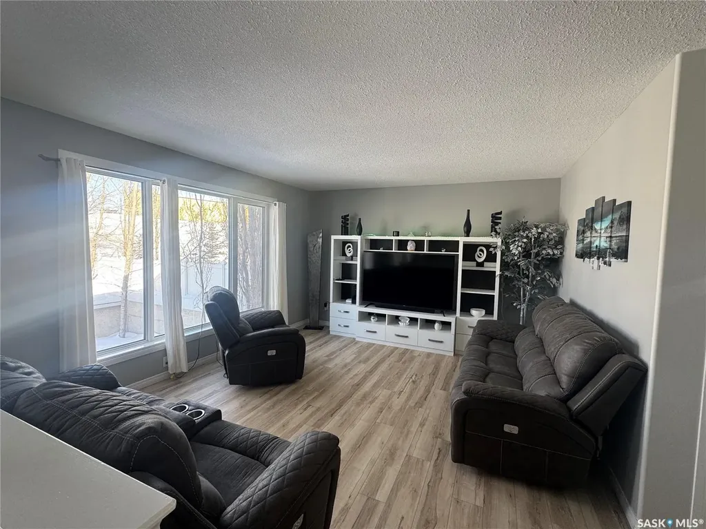 509 Meadow Road Pilot Butte SK S0G 3Z0