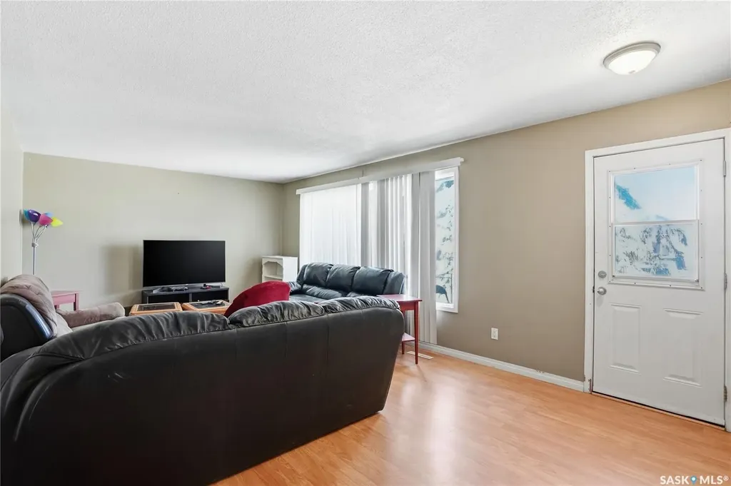 2614 7th Street E Saskatoon SK S7H 1A5