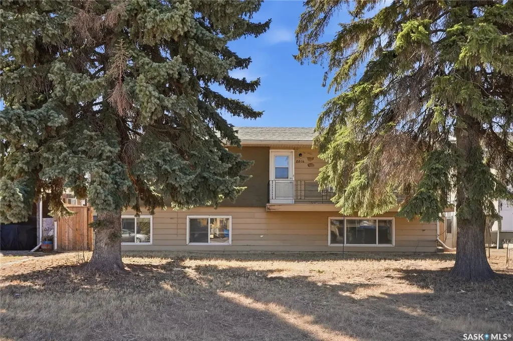2614 7th Street E Saskatoon SK S7H 1A5