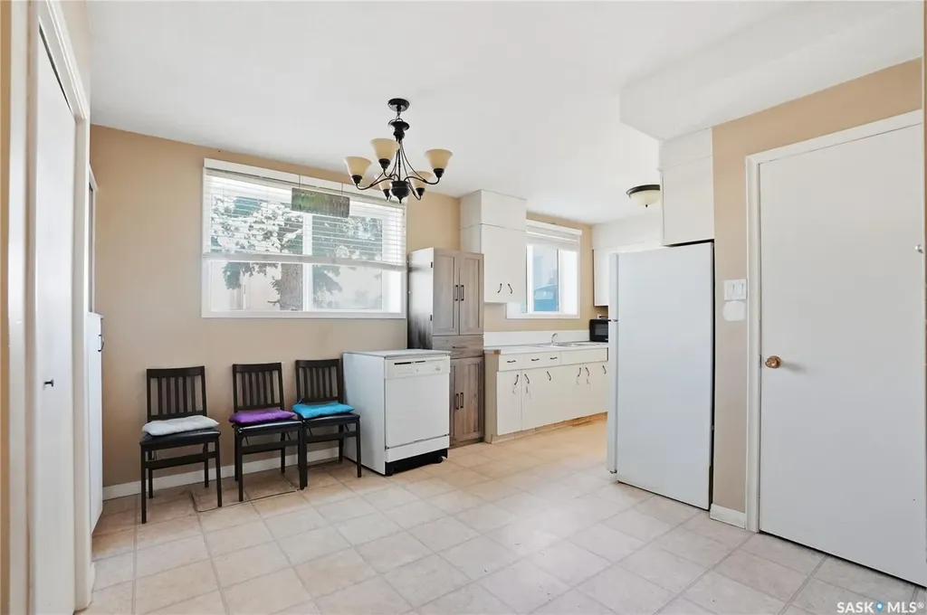 2614 7th Street E Saskatoon SK S7H 1A5