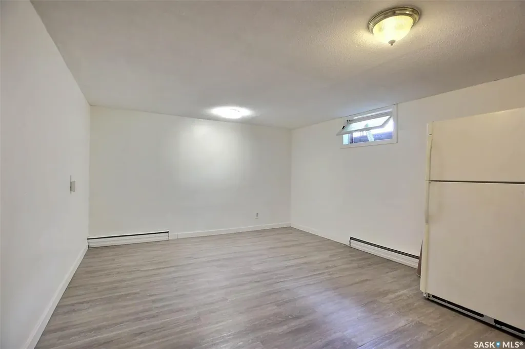 243 Smith Street N Regina SK S4R 3B5