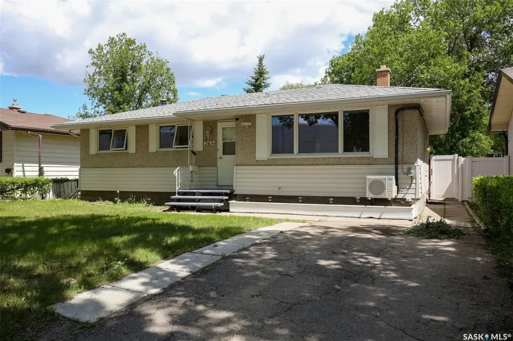 243 Smith Street N Regina SK S4R 3B5