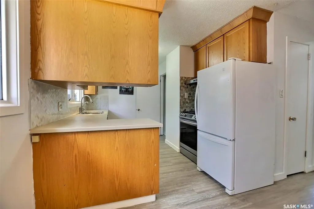 243 Smith Street N Regina SK S4R 3B5