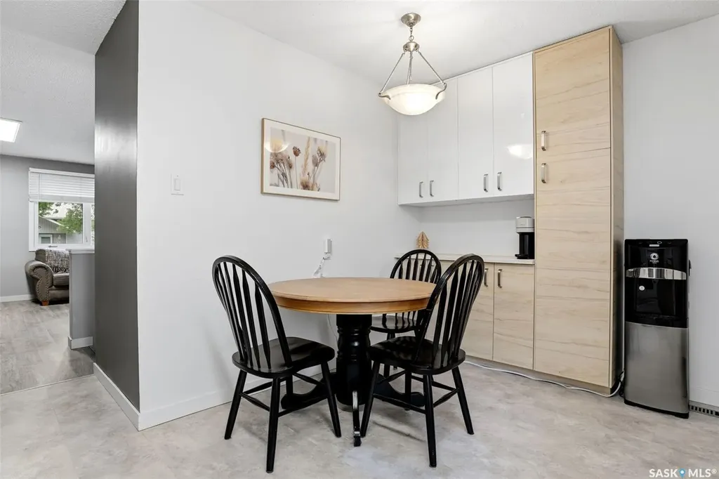 18 Fisher Street Regina SK S4N 1N6
