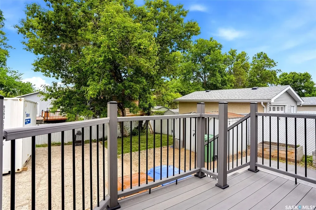 18 Fisher Street Regina SK S4N 1N6
