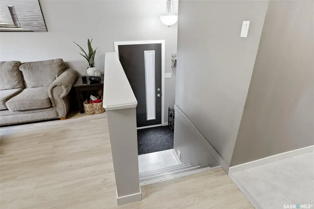 18 Fisher Street Regina SK S4N 1N6