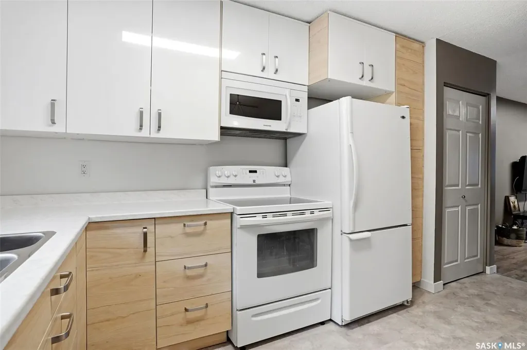 18 Fisher Street Regina SK S4N 1N6